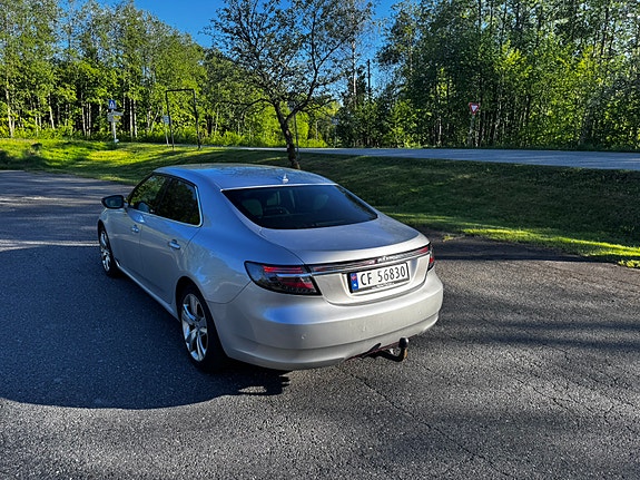 Saab 9-5 4 of 5