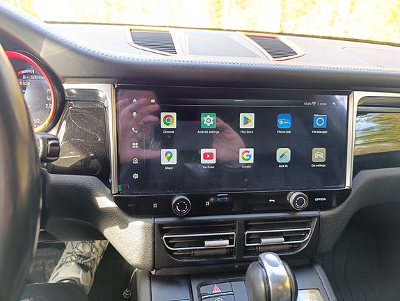 Porsche Macan 9 of 28