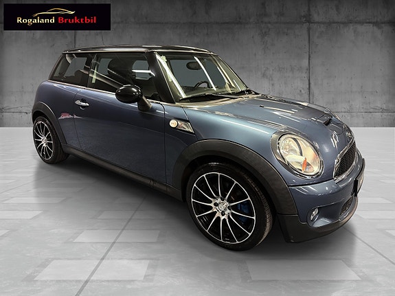 MINI Cooper S 5 of 5