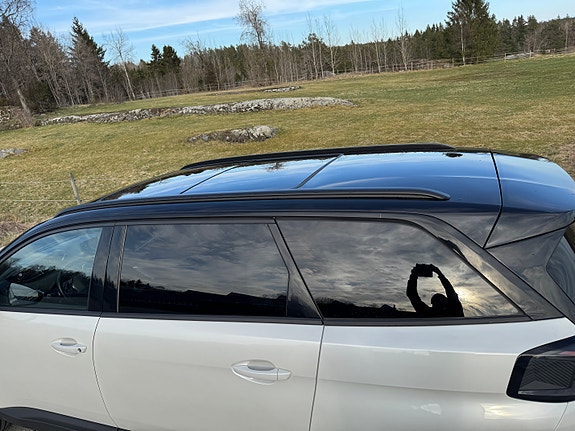 Peugeot 5008 8 of 16