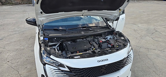 Peugeot 5008 14 of 16