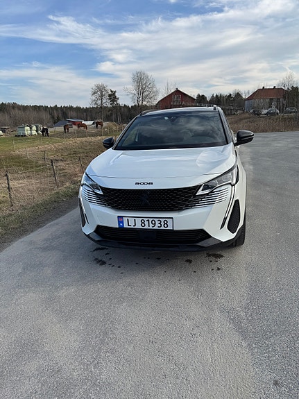 Peugeot 5008 7 of 16