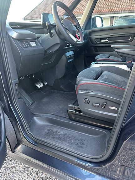 Volkswagen ID. Buzz 19 of 27