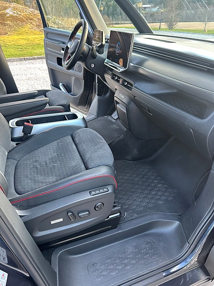 Volkswagen ID. Buzz 12 of 27