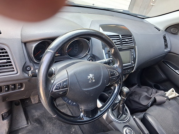 Peugeot 4008 9 of 15
