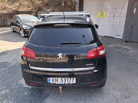 Peugeot 4008 3 of 15