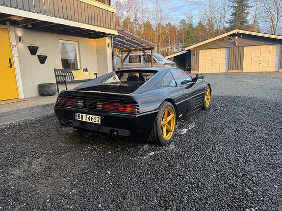 Ferrari 348 9 of 20
