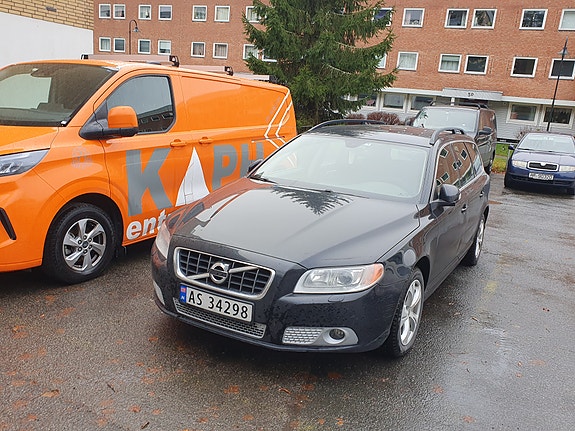 Volvo V70 6 of 30