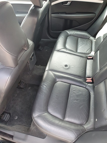 Volvo V70 25 of 30