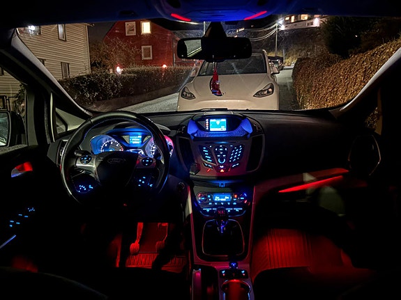 Ford Grand C-MAX 25 of 30