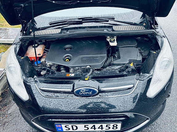 Ford Grand C-MAX 21 of 30