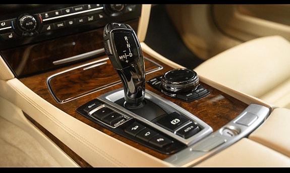 BMW 740d 7 of 10
