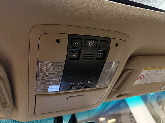 Toyota Land Cruiser 21 of 30