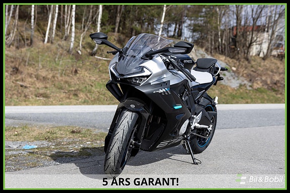 CFMOTO SR-675r