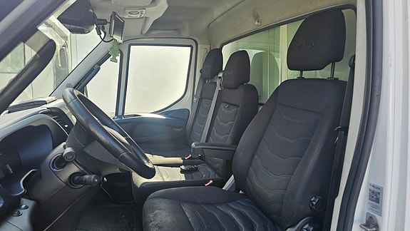 Iveco Daily 70C18 4 of 8