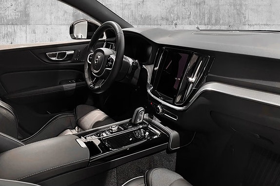 Volvo V60 19 of 19
