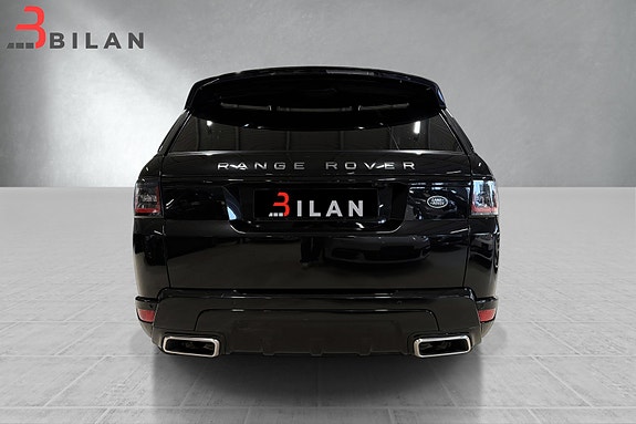 Land Rover Range Rover Sport 11 of 30
