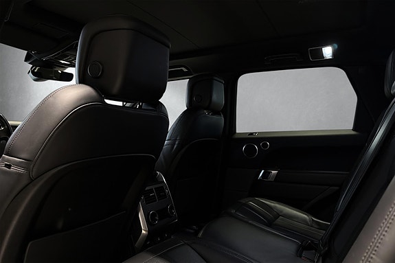 Land Rover Range Rover Sport 26 of 30