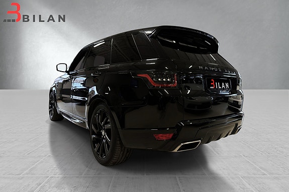 Land Rover Range Rover Sport 9 of 30