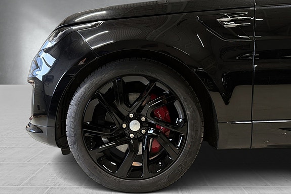 Land Rover Range Rover Sport 5 of 30