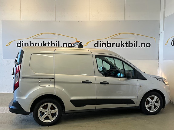 Ford Transit Connect 6 of 27