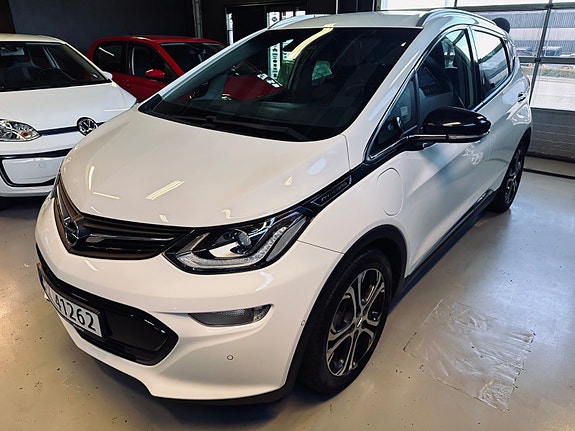 Opel Ampera 2 of 5