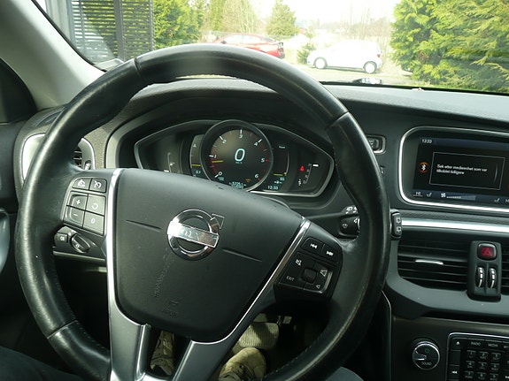 Volvo V40 19 of 19