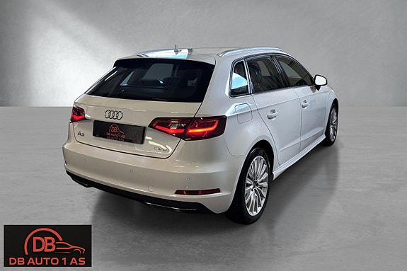 Audi A3 4 of 5