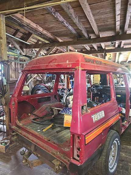 Nissan Patrol 3 of 5