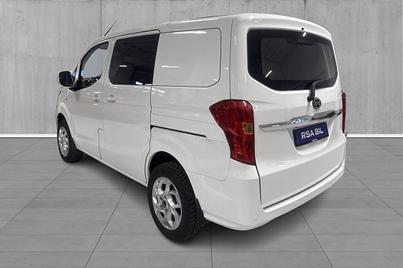 BYD T3 6 of 18