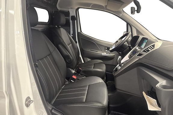 BYD T3 16 of 18