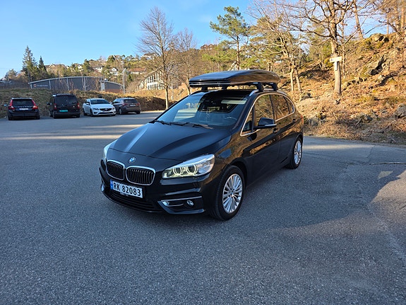 BMW 218d 3 of 24
