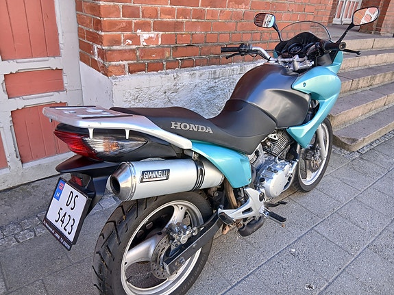 Honda XL 125 V Varadero 3 of 5