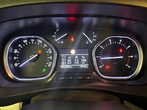 Toyota Proace Verso 9 of 15