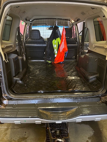Mitsubishi Pajero 10 of 16