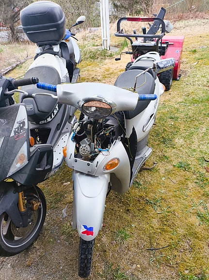 Product image 2 of 8