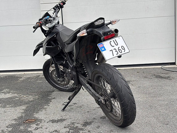 Aprilia SX 125 Super Motard 4 of 5