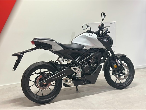 Honda CB125R - KAMPANJE! 3 of 12