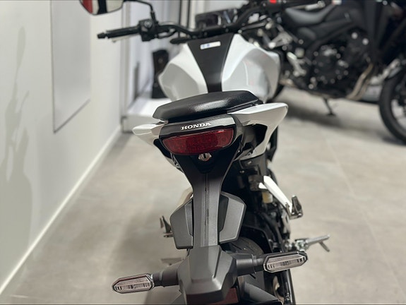 Honda CB125R - KAMPANJE! 4 of 12