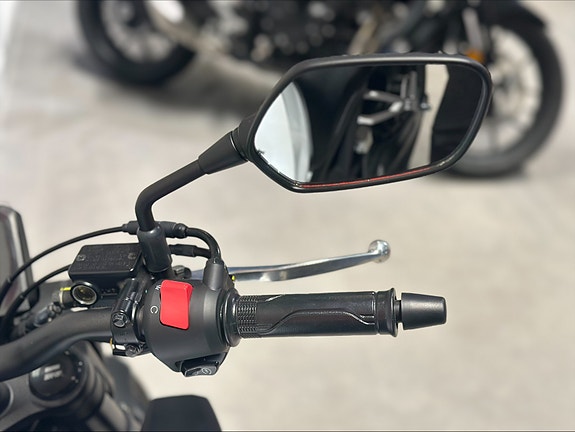Honda CB125R - KAMPANJE! 12 of 12