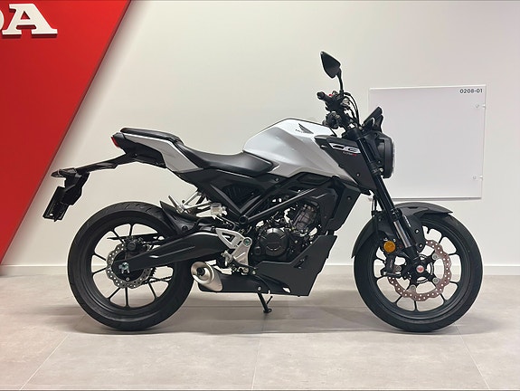 Honda CB125R - KAMPANJE! 2 of 12