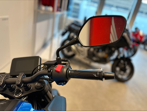Honda CB125R - KAMPANJE! 9 of 9
