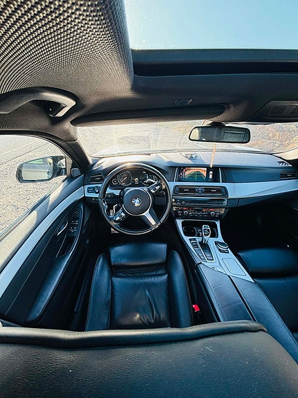 BMW M550d 2 of 24