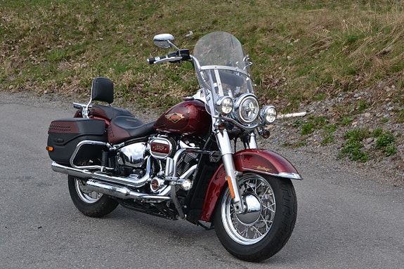 Harley-Davidson FLHCS Heritage Classic 114