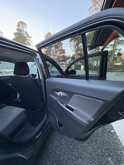 Toyota Urban Cruiser 23 of 29