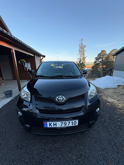 Toyota Urban Cruiser 7 of 29