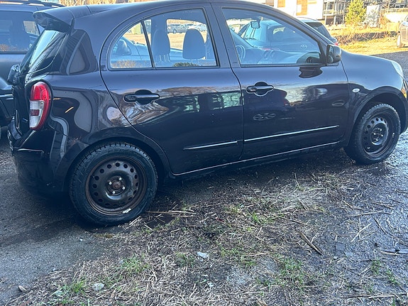 Nissan Micra 12 of 20