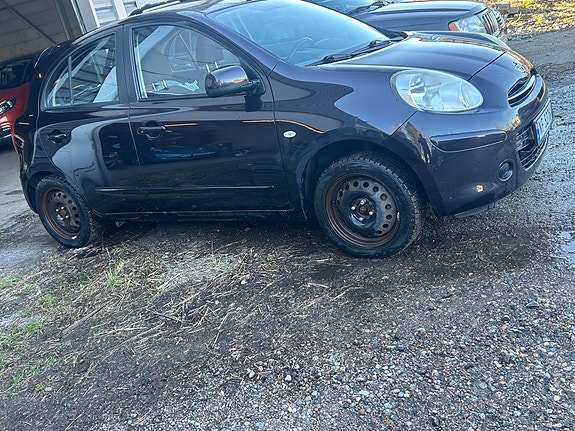 Nissan Micra 2 of 20