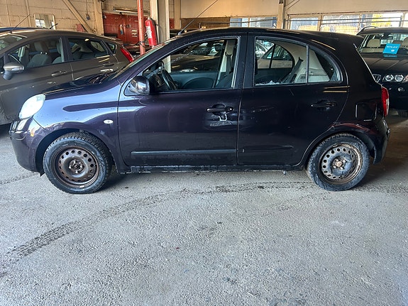 Nissan Micra 19 of 20