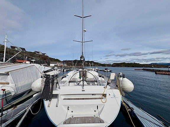 Beneteau First 47.7, Gi bud! 6 of 30